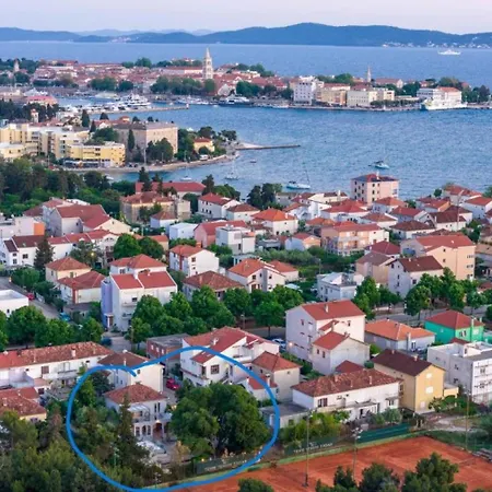 B&d With Heated Pool Villa Zadar